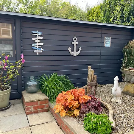 Overdale And Free Parking Penzion Whitby