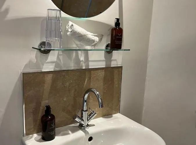 Guest house Overdale And Free Parking