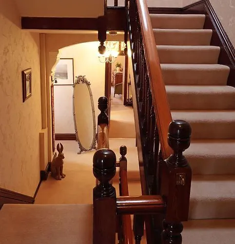 Overdale And Free Parking 4* Whitby