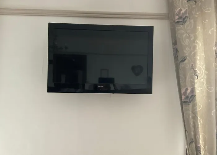 Guest house Overdale And Free Parking 4*