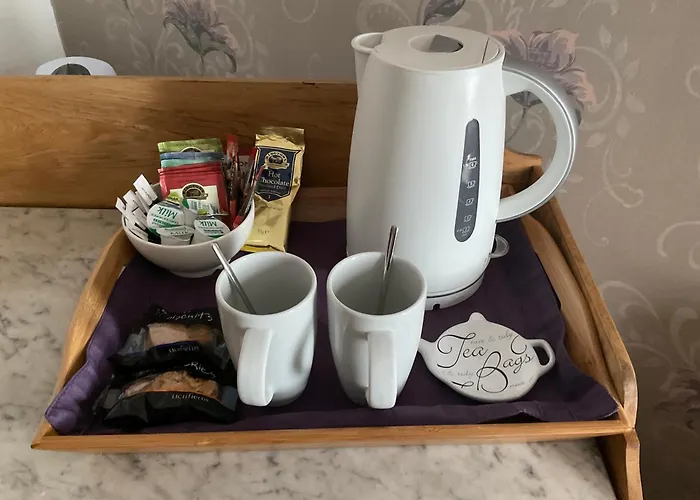 Overdale And Free Parking 4*