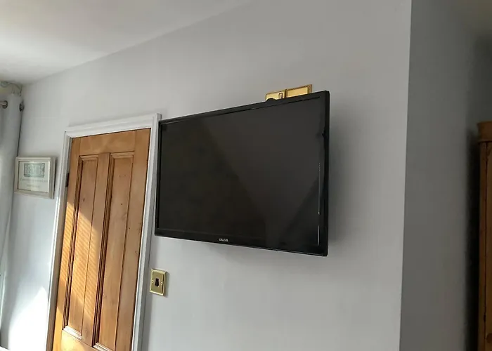 Guest house Overdale And Free Parking 4*