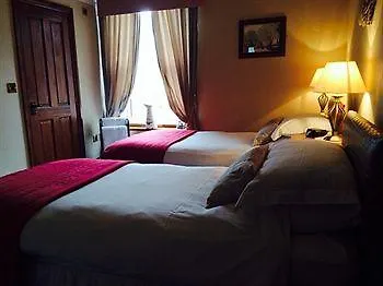 Guest house Overdale And Free Parking