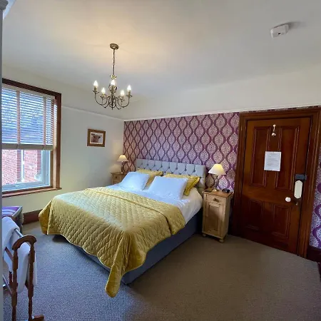 Overdale And Free Parking Konukevi