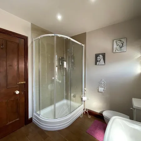 Overdale And Free Parking 4* Whitby