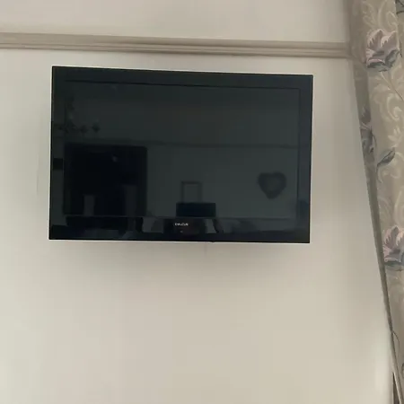 Konukevi Overdale And Free Parking 4*