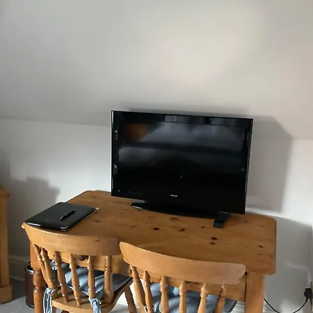 Konukevi Overdale And Free Parking