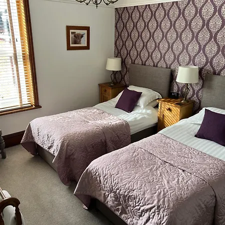 Guest house Overdale And Free Parking