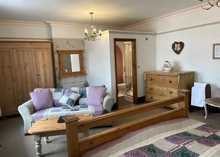 Overdale And Free Parking 4* Whitby