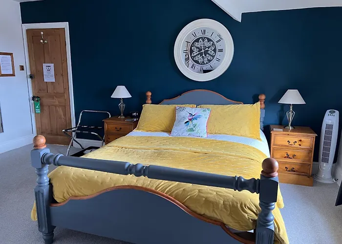 Guest house Overdale And Free Parking 4*